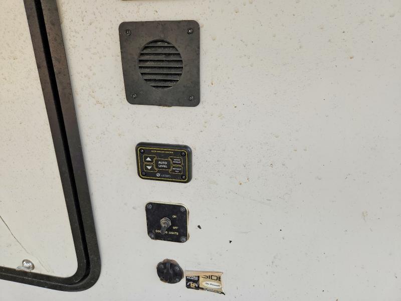 2020 Sabre By Forest Rive Recreational Vehicle (rv) მანქანა იყიდება აუქციონზე, vin: 5ZT3SR3B6L6103478, აუქციონის ნომერი: 54290566