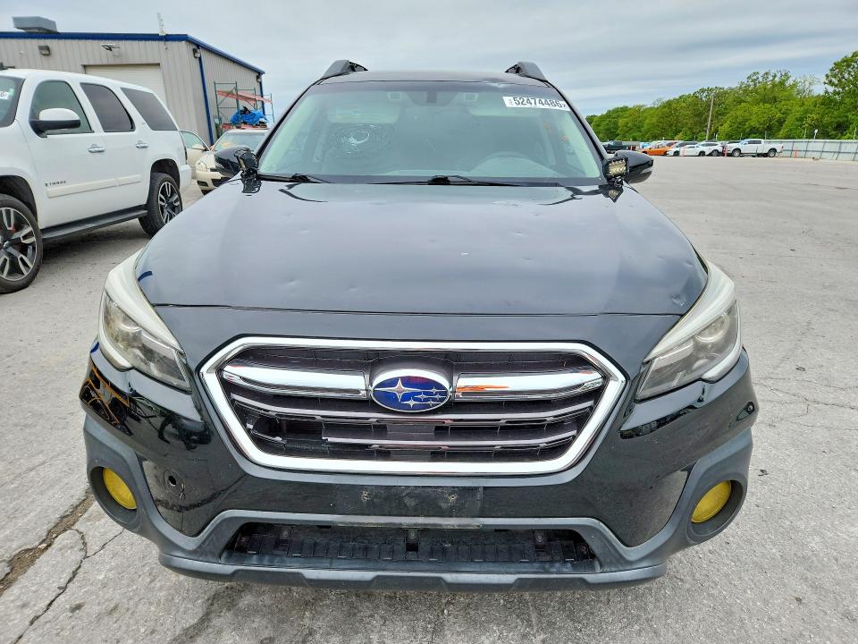52474486 :رقم المزاد ، 4S4BSANC1J3250404 vin ، 2018 Subaru Outback مزاد بيع