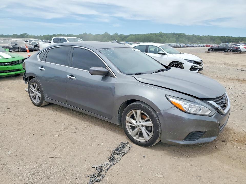 55038406 :رقم المزاد ، 1N4AL3AP6JC117306 vin ، 2018 Nissan Altima مزاد بيع