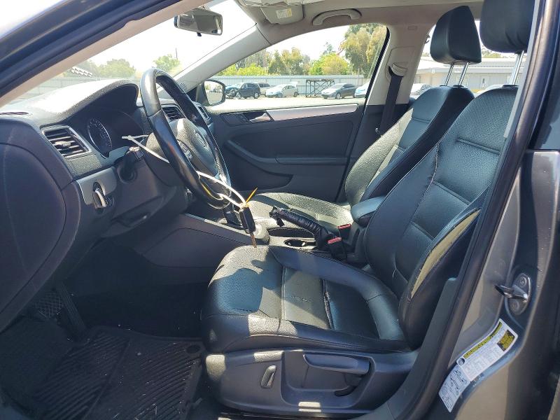53928626 :رقم المزاد ، 3VWDP7AJ2DM439990 vin ، 2013 Volkswagen Jetta مزاد بيع