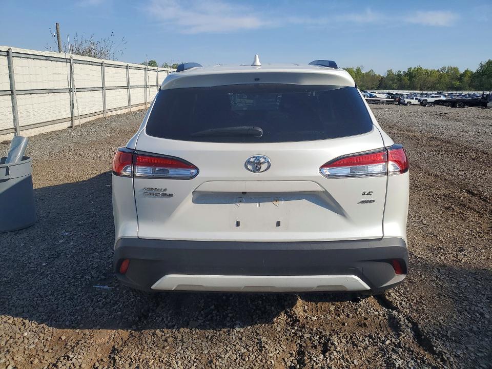 52393806 :رقم المزاد ، 7MUBAABG7NV013280 vin ، 2022 Toyota Corolla Cross مزاد بيع