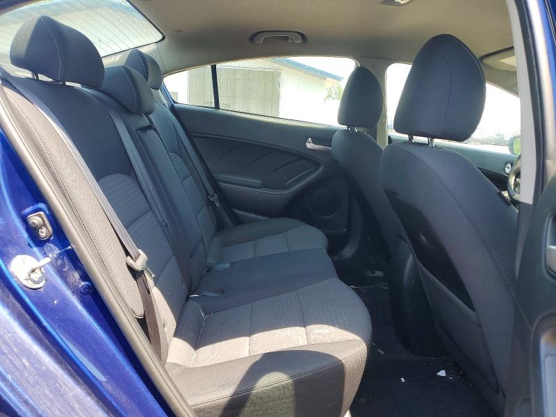 53755206 :رقم المزاد ، 3KPFL4A76JE190013 vin ، 2018 Kia Forte مزاد بيع