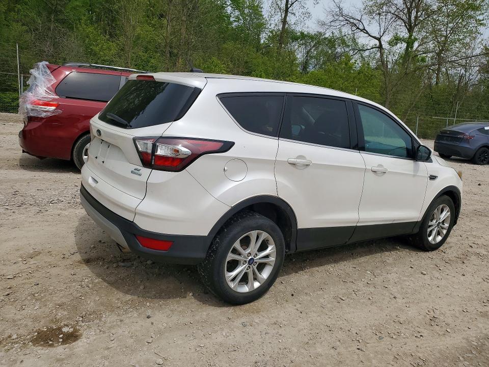 Продажа на аукционе авто 2017 Ford Escape, vin: 1FMCU0GD9HUB26948, номер лота: 54042866