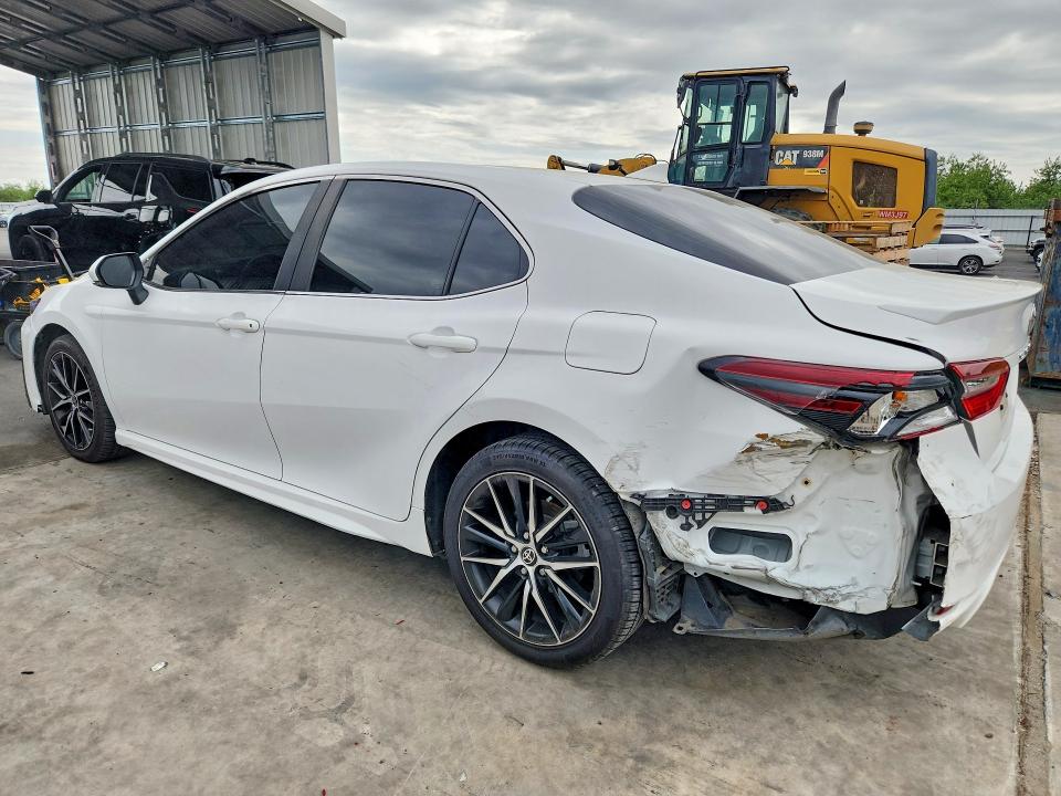 2022 Toyota Camry მანქანა იყიდება აუქციონზე, vin: 4T1G11AK8NU711619, აუქციონის ნომერი: 52384106