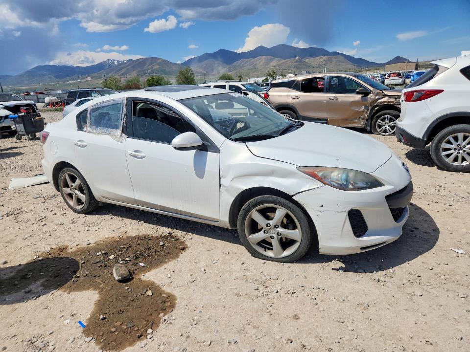 2013 Mazda 3 მანქანა იყიდება აუქციონზე, vin: JM1BL1W76D1791306, აუქციონის ნომერი: 51683576