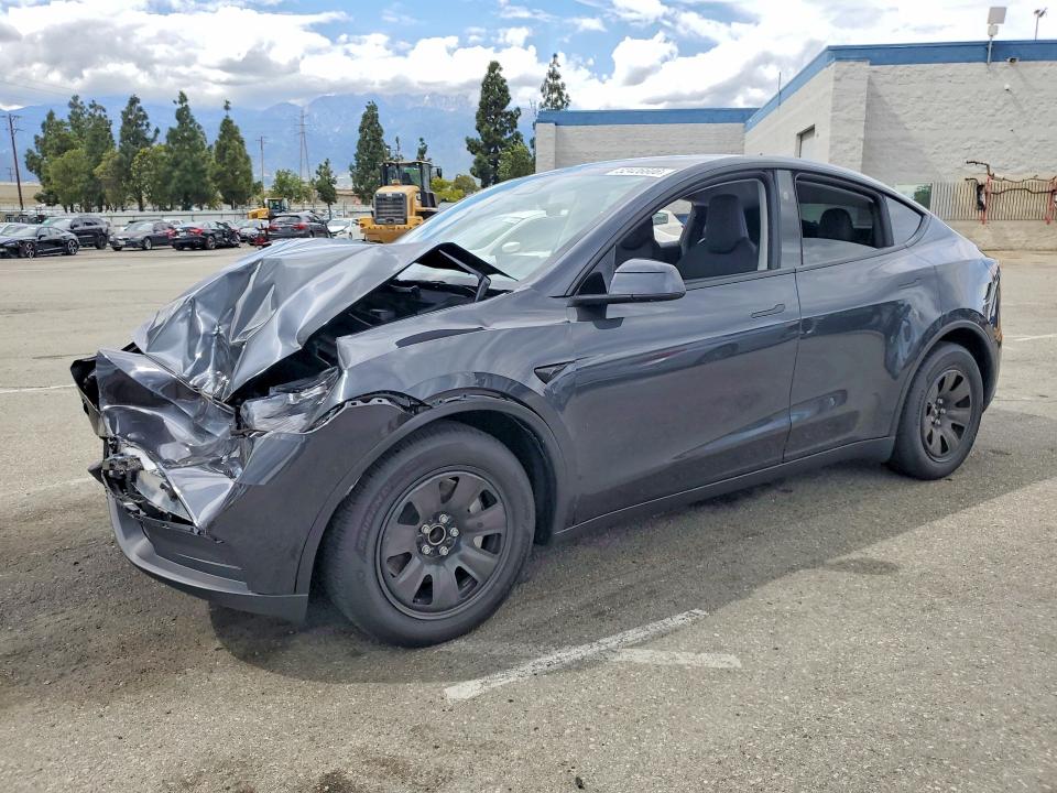 2026 Tesla Model Y მანქანა იყიდება აუქციონზე, vin: 7SAYGDED5TA601816, აუქციონის ნომერი: 52426606