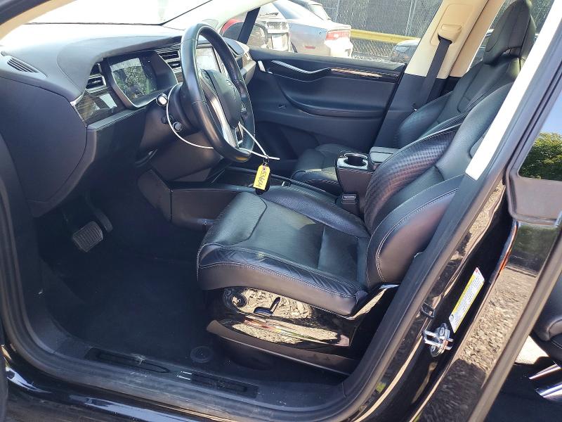 51781656 :رقم المزاد ، 5YJXCBE24GF014605 vin ، 2016 Tesla Model X مزاد بيع