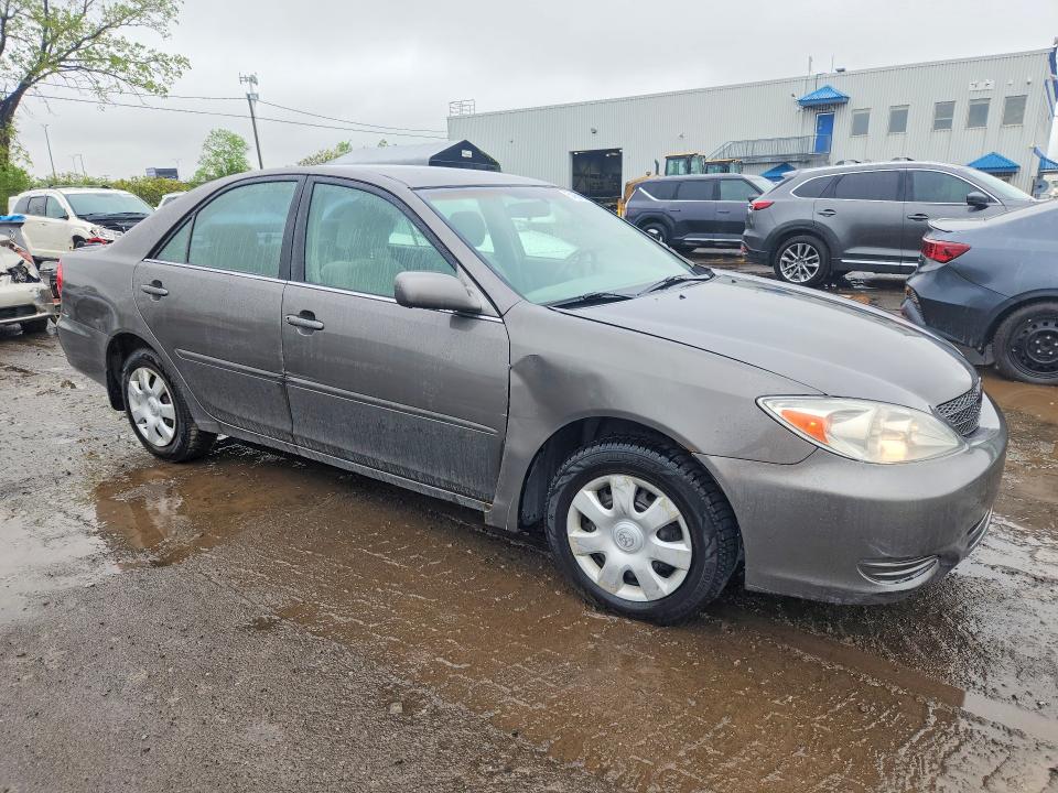 54664206 :رقم المزاد ، 4T1BE32K64U904424 vin ، 2004 Toyota Camry مزاد بيع