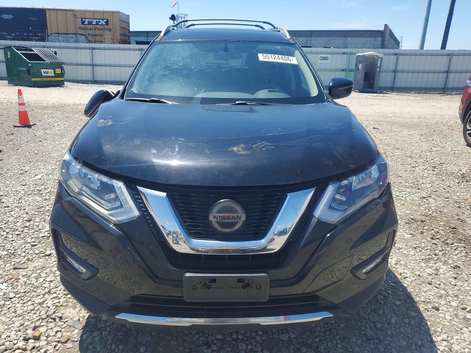 2017 Nissan Rogue მანქანა იყიდება აუქციონზე, vin: JN8AT2MV4HW001579, აუქციონის ნომერი: 55124406