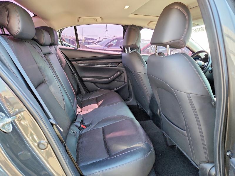 Продаж на аукціоні авто 2019 Mazda 3, vin: 3MZBPAEM3KM104632, номер лоту: 54638046