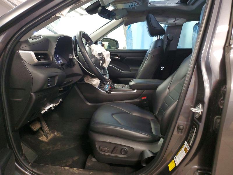 52578386 :رقم المزاد ، 5TDHZRBHXNS177563 vin ، 2022 Toyota Highlander مزاد بيع