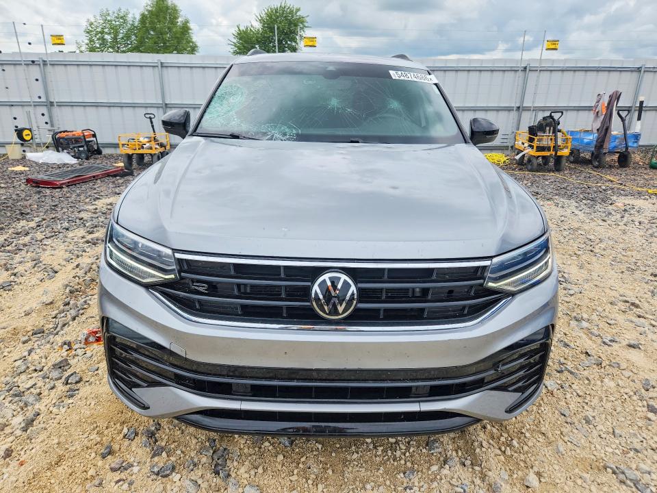 Продажа на аукционе авто 2022 Volkswagen Tiguan, vin: 3VV8B7AX6NM095705, номер лота: 54874686