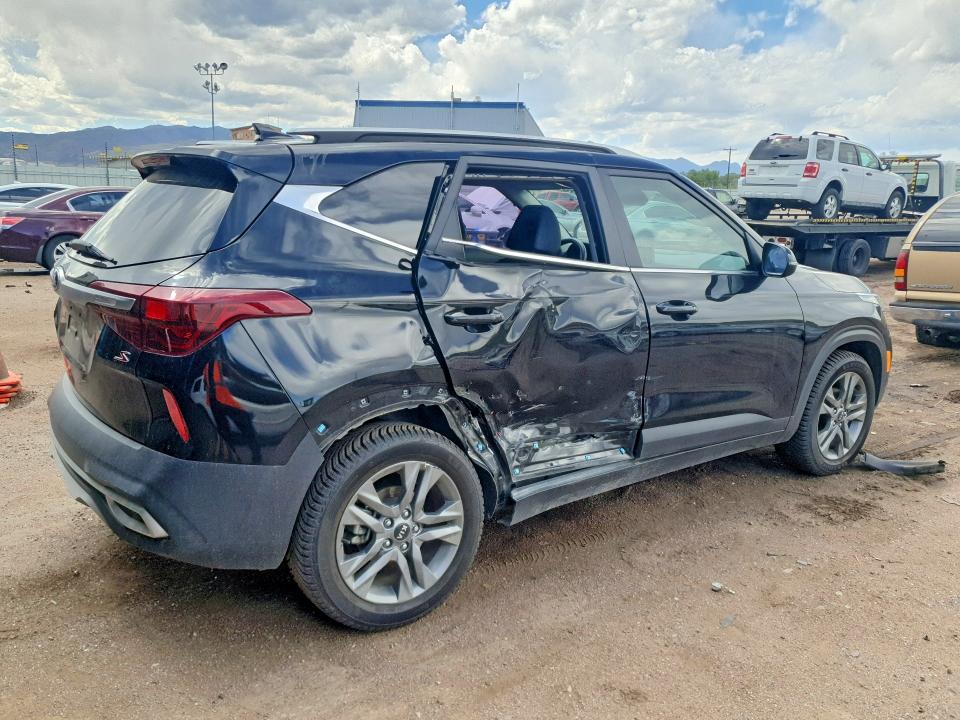 2021 Kia Seltos მანქანა იყიდება აუქციონზე, vin: KNDEU2AAXM7115716, აუქციონის ნომერი: 54511876