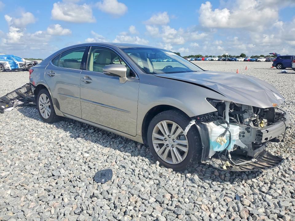 46022736 :رقم المزاد ، JTHBK1GG9F2153418 vin ، 2015 Lexus Es 350 مزاد بيع