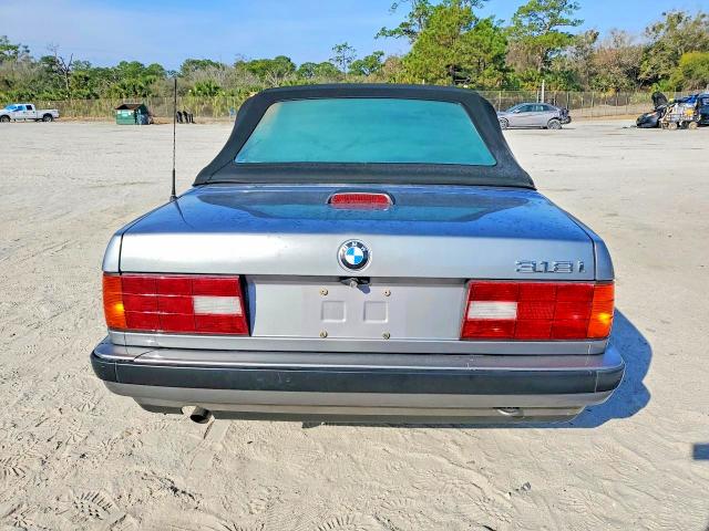Продажа на аукционе авто 1991 Bmw 318, vin: WBABA7317MEJ11315, номер лота: 51662016