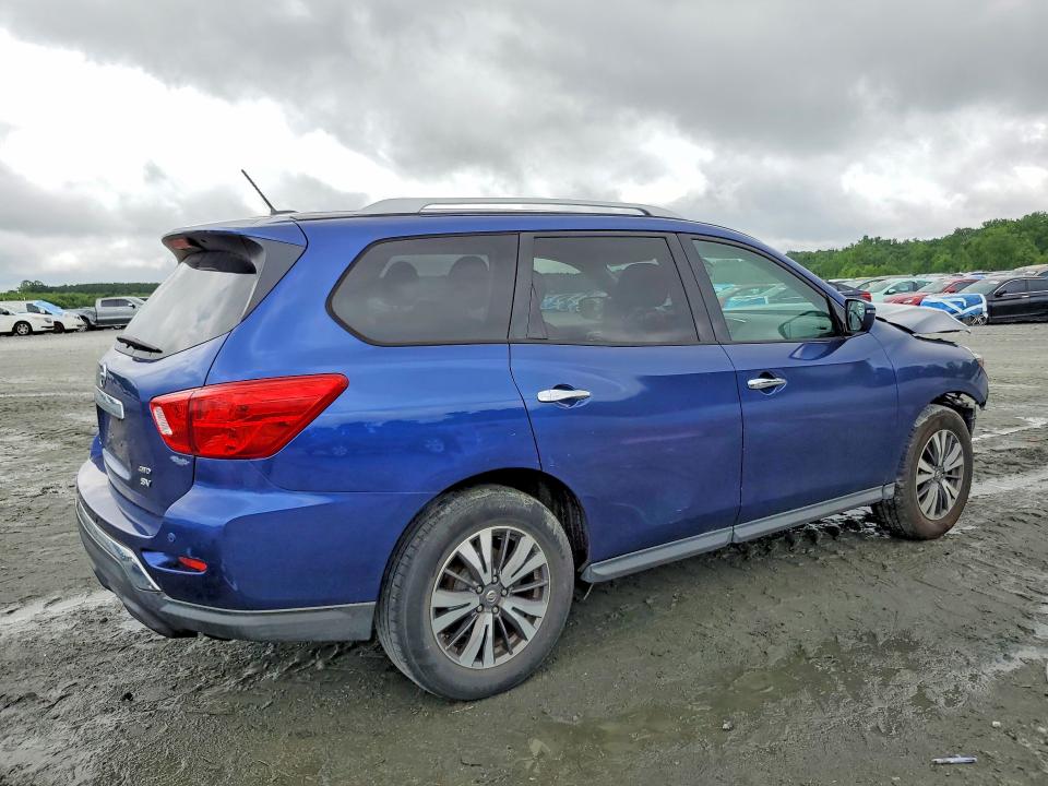 54307276 :رقم المزاد ، 5N1DR2MM9JC608319 vin ، 2018 Nissan Pathfinder مزاد بيع