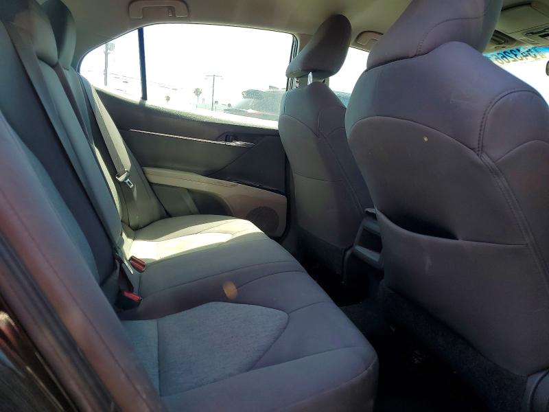 54326616 :رقم المزاد ، 4T1C11AK6LU342044 vin ، 2020 Toyota Camry مزاد بيع