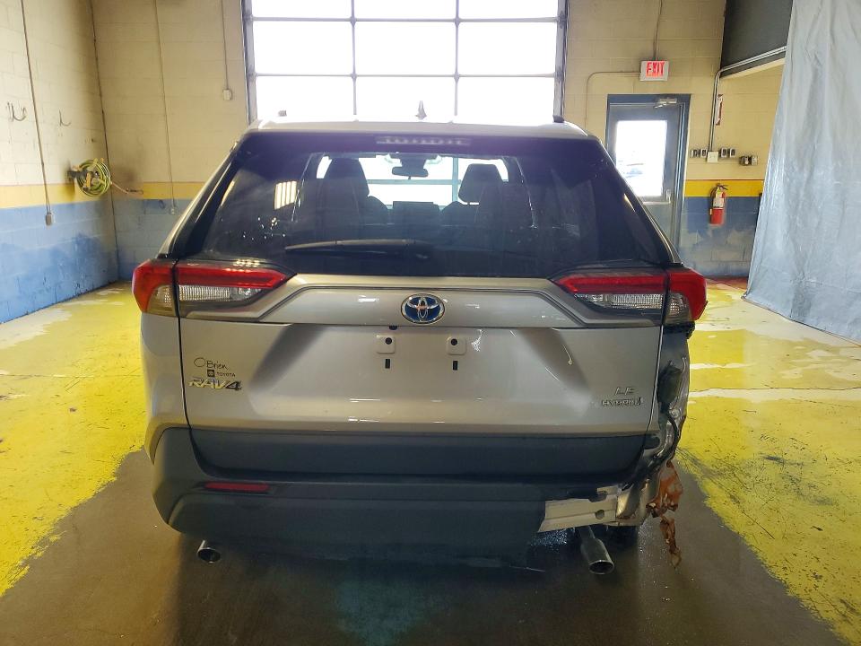 Продажа на аукционе авто 2022 Toyota Rav4 Hybrid, vin: 4T3MWRFV2NU065555, номер лота: 79342865