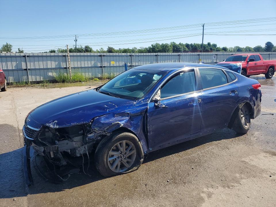 2020 Kia Optima მანქანა იყიდება აუქციონზე, vin: 5XXGT4L33LG393918, აუქციონის ნომერი: 53654616