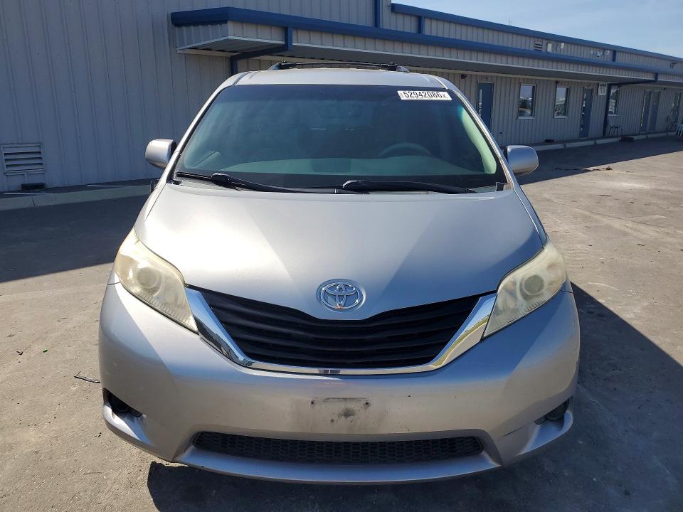 Aukcja sprzedaży 2014 Toyota Sienna, vin: 5TDKK3DC3ES451341, numer aukcji: 52942086