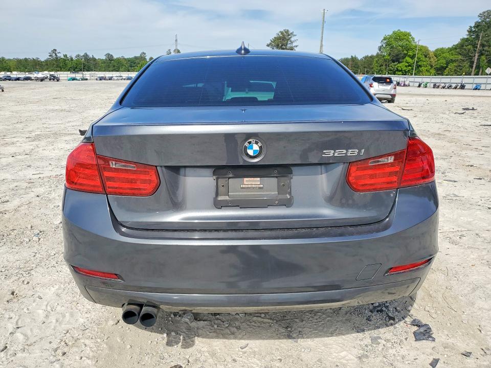 52358556 :رقم المزاد ، WBA3A5G55CNP16583 vin ، 2012 Bmw 328 مزاد بيع