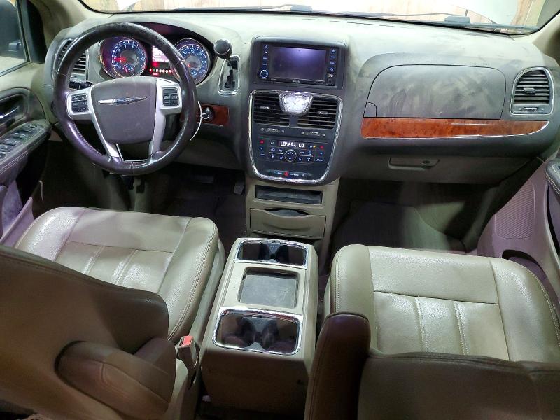 52925536 :رقم المزاد ، 2C4RC1BG2GR128772 vin ، 2016 Chrysler Town & Country مزاد بيع