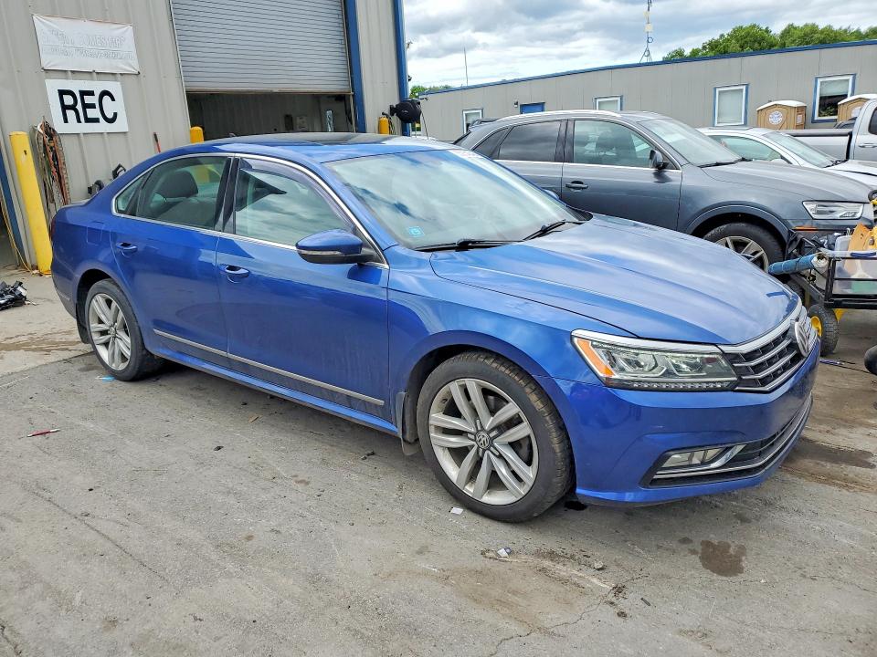 Продаж на аукціоні авто 2017 Volkswagen Passat, vin: 1VWGT7A3XHC016138, номер лоту: 55054046