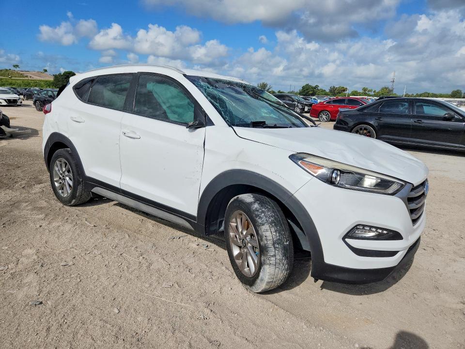 53899676 :رقم المزاد ، KM8J33A42HU503107 vin ، 2017 Hyundai Tucson مزاد بيع