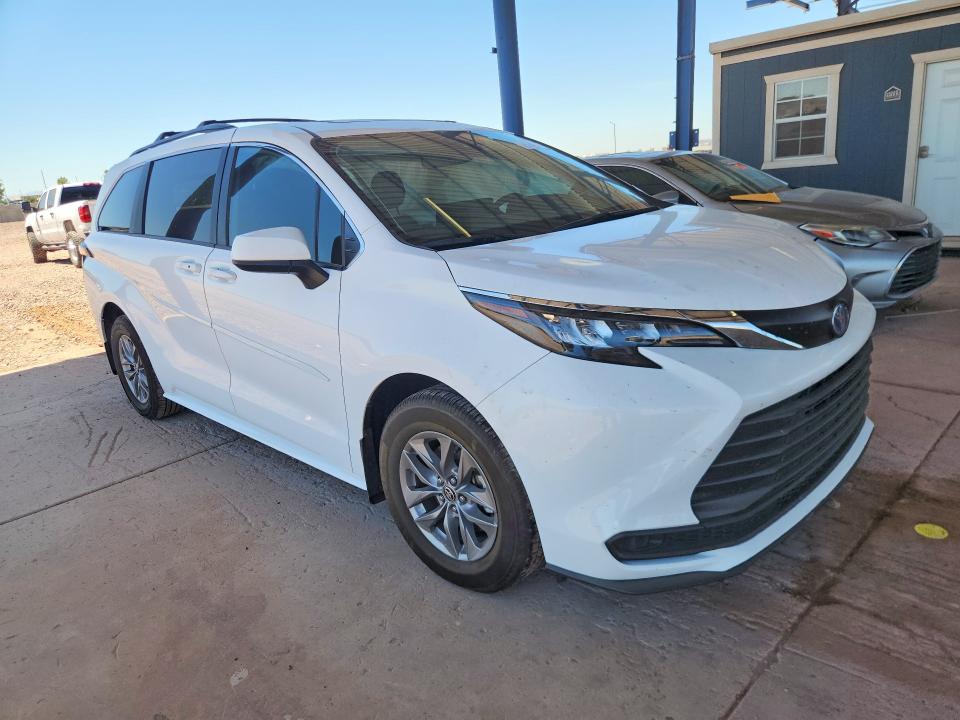 54428066 :رقم المزاد ، 5TDBRKEC7SS287589 vin ، 2025 Toyota Sienna مزاد بيع