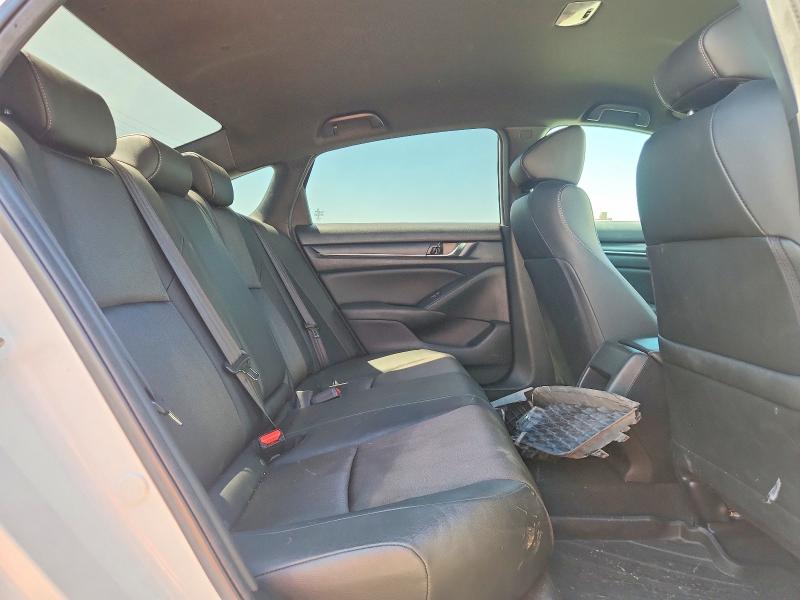 Продажа на аукционе авто 2019 Honda Accord, vin: 1HGCV1F30KA082283, номер лота: 51720316