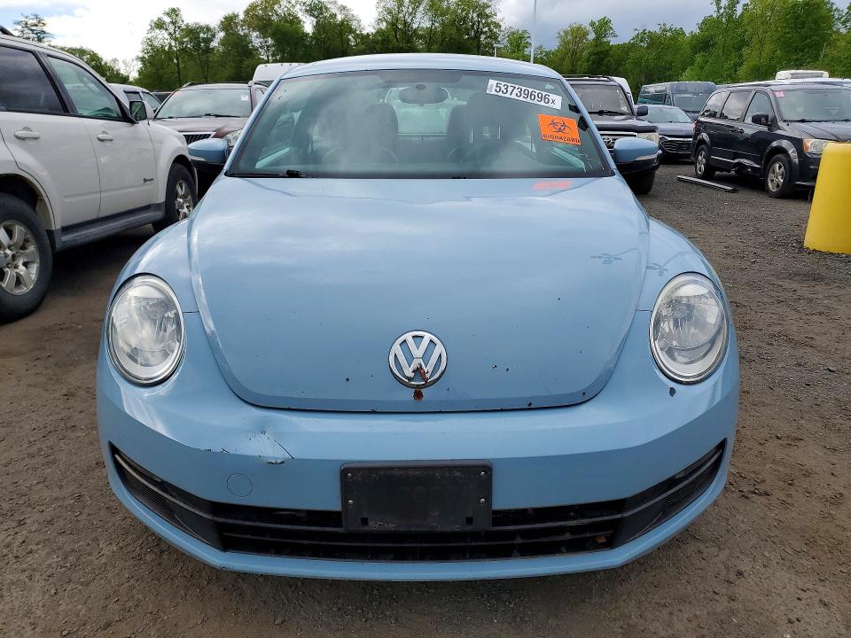 53739696 :رقم المزاد ، 3VWJP7AT7DM611080 vin ، 2013 Volkswagen Beetle مزاد بيع