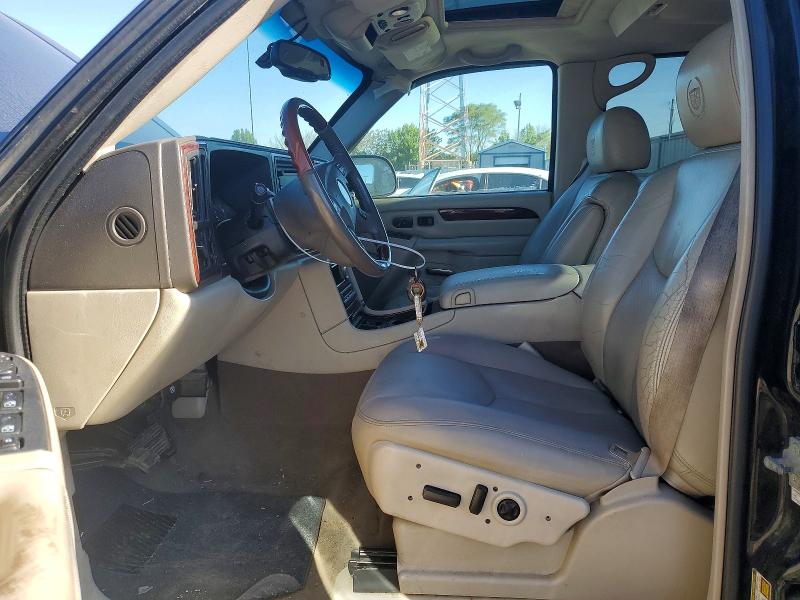 2005 Cadillac Escalade მანქანა იყიდება აუქციონზე, vin: 3GYEK62N25G160406, აუქციონის ნომერი: 50915366