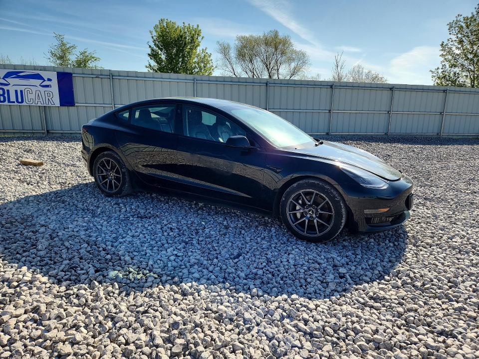 52437866 :رقم المزاد ، 5YJ3E1EA1NF288013 vin ، 2022 Tesla Model 3 مزاد بيع