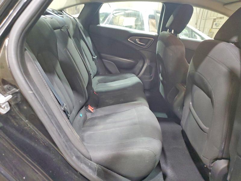 52869876 :رقم المزاد ، 1C3CCCAB7GN131644 vin ، 2016 Chrysler 200 مزاد بيع