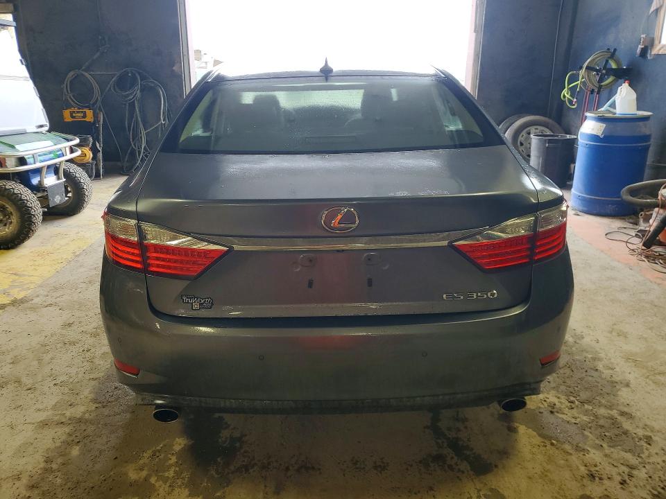 52211866 :رقم المزاد ، JTHBK1GG2D2003549 vin ، 2013 Lexus Es مزاد بيع