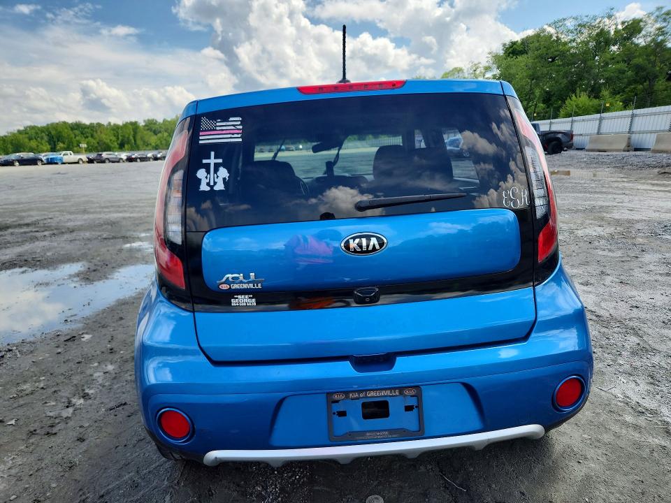 2018 Kia Soul მანქანა იყიდება აუქციონზე, vin: KNDJP3A52J7571249, აუქციონის ნომერი: 54890576
