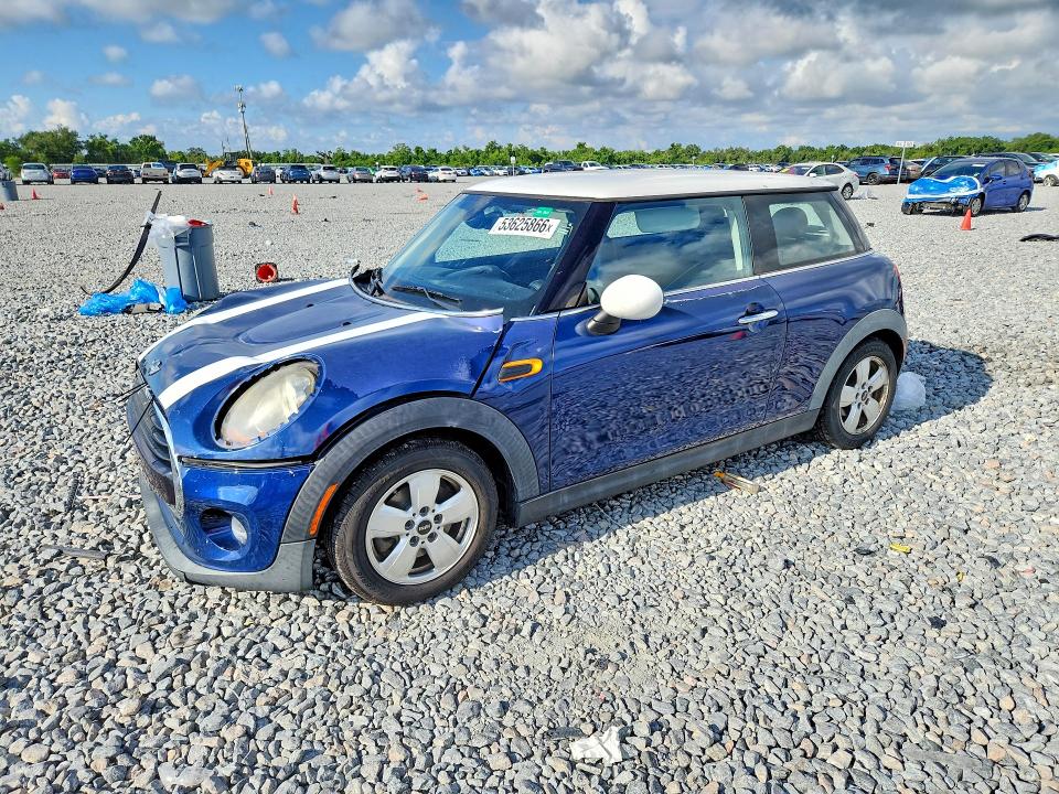2016 Mini Cooper მანქანა იყიდება აუქციონზე, vin: WMWXP5C53G3B14646, აუქციონის ნომერი: 53625866