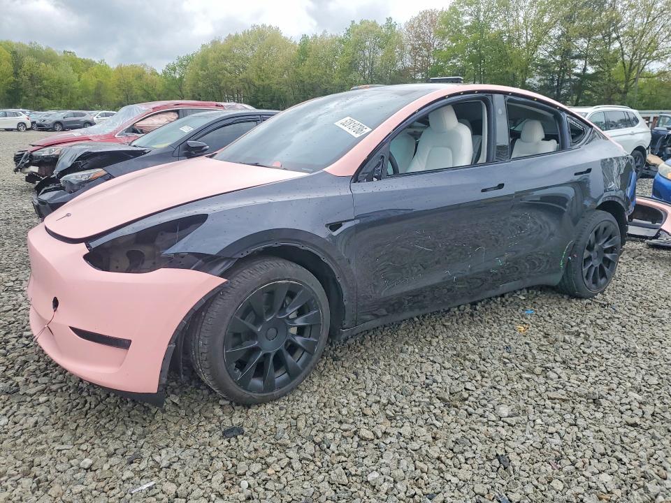 2024 Tesla Model Y მანქანა იყიდება აუქციონზე, vin: 7SAYGAEEXRF020105, აუქციონის ნომერი: 52819786