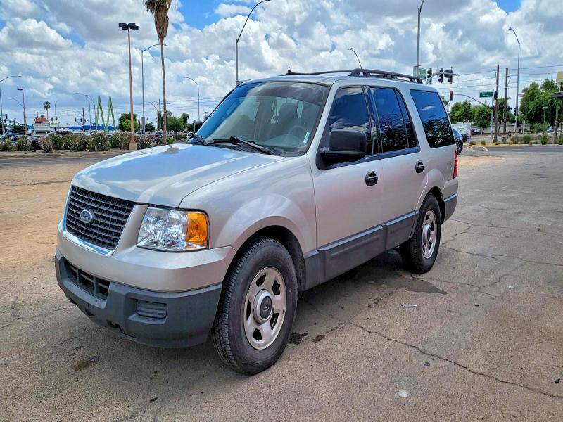 2004 Ford Expedition მანქანა იყიდება აუქციონზე, vin: 1FMRU13W64LB74351, აუქციონის ნომერი: 52101916
