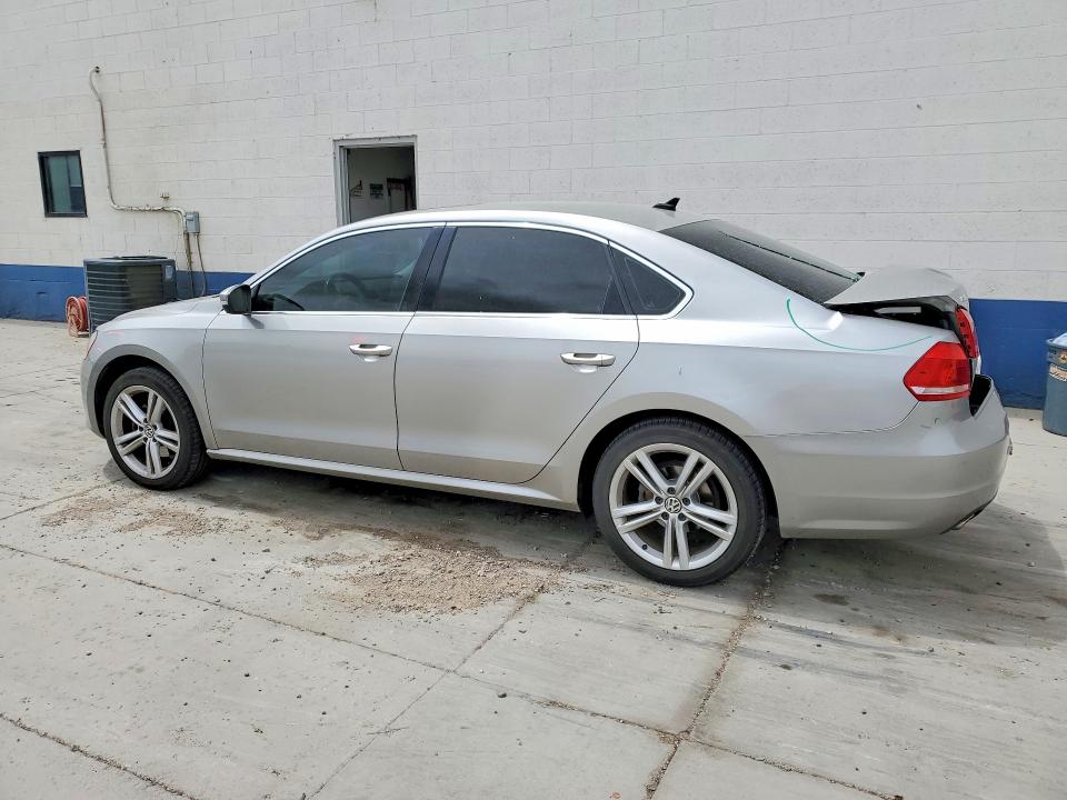 2014 Volkswagen Passat მანქანა იყიდება აუქციონზე, vin: 1VWBN7A31EC086787, აუქციონის ნომერი: 54139796