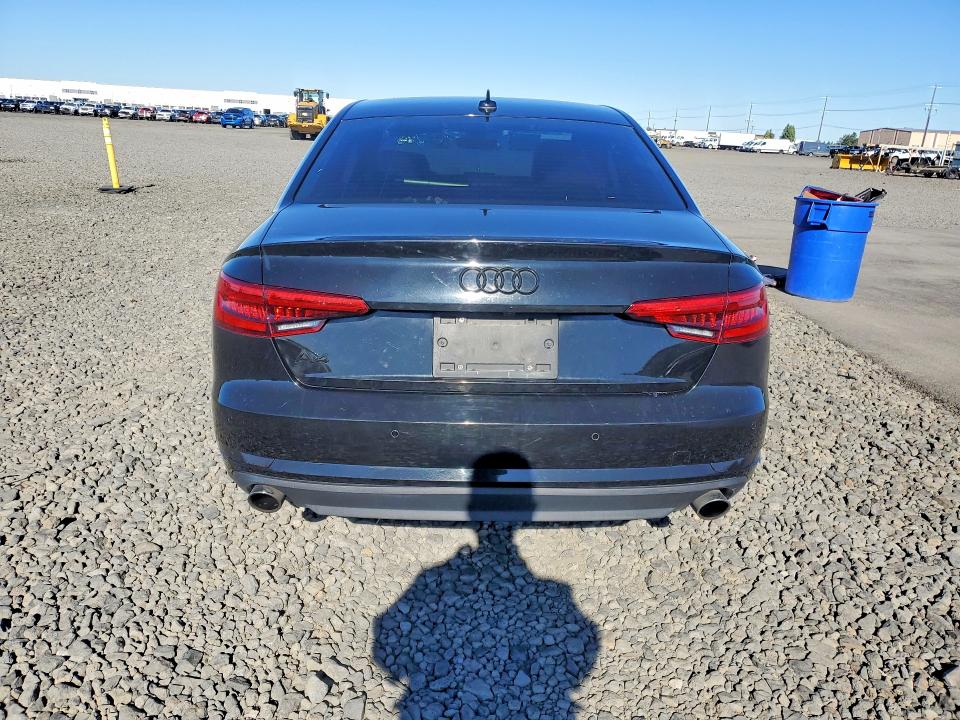 52932636 :رقم المزاد ، WAUGNAF47HN000640 vin ، 2017 Audi A4 مزاد بيع