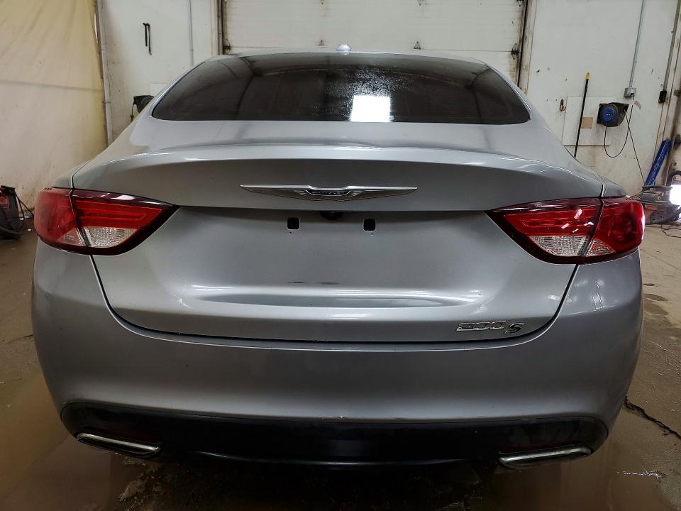 52722276 :رقم المزاد ، 1C3CCCBG9FN702253 vin ، 2015 Chrysler 200 مزاد بيع