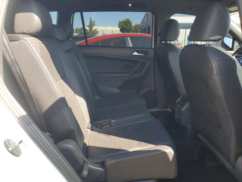 2020 Volkswagen Tiguan Se Automatic მანქანა იყიდება აუქციონზე, vin: 3VV3B7AX1LM113387, აუქციონის ნომერი: 53648506