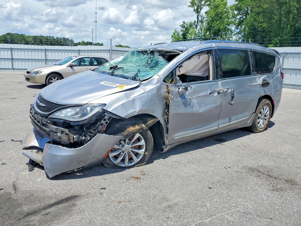 Продажа на аукционе авто 2018 Chrysler Pacifica, vin: 2C4RC1BG1JR214159, номер лота: 54349906