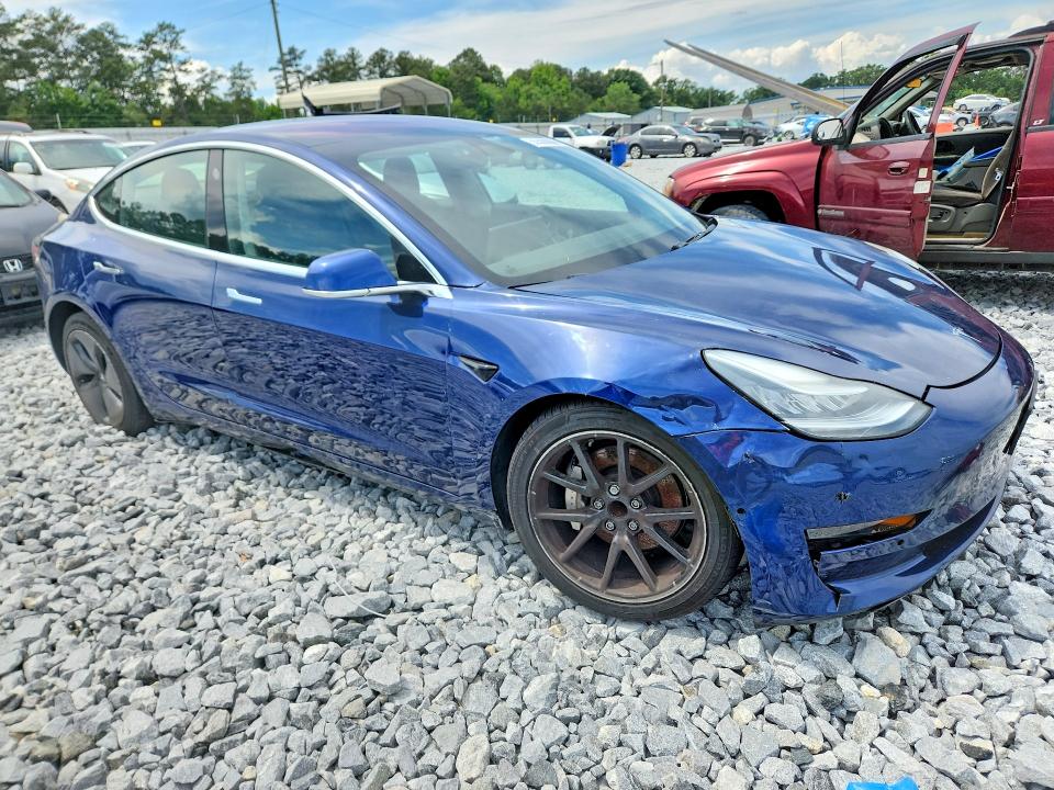 Auction sale of the 2018 Tesla Model 3, vin: 5YJ3E1EA1JF022520, lot number: 55508866