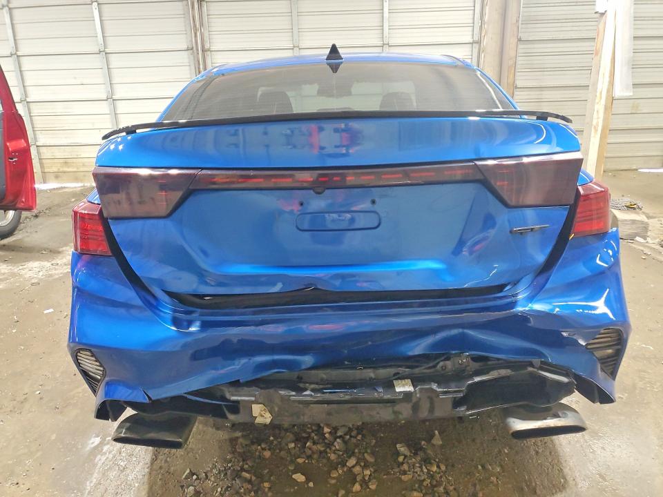2022 Kia Forte მანქანა იყიდება აუქციონზე, vin: 3KPF44AC0NE444055, აუქციონის ნომერი: 52220946