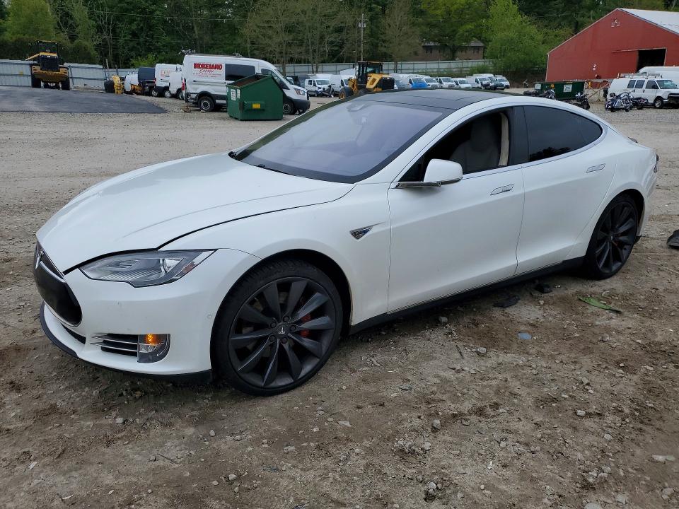 Продажа на аукционе авто 2015 Tesla Model S, vin: 5YJSA1V4XFF096690, номер лота: 53234846
