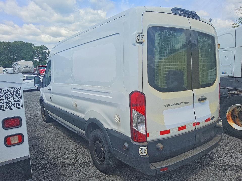 53399946 :رقم المزاد ، 1FTBW2CM7JKB37542 vin ، 2018 Ford Transit مزاد بيع