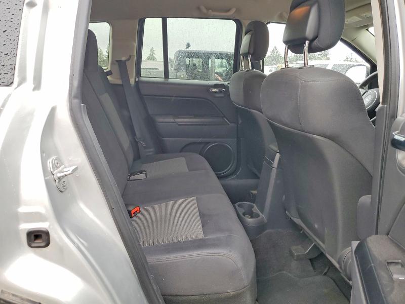 2011 Jeep Compass მანქანა იყიდება აუქციონზე, vin: 1J4NT1FA4BD215762, აუქციონის ნომერი: 53242036