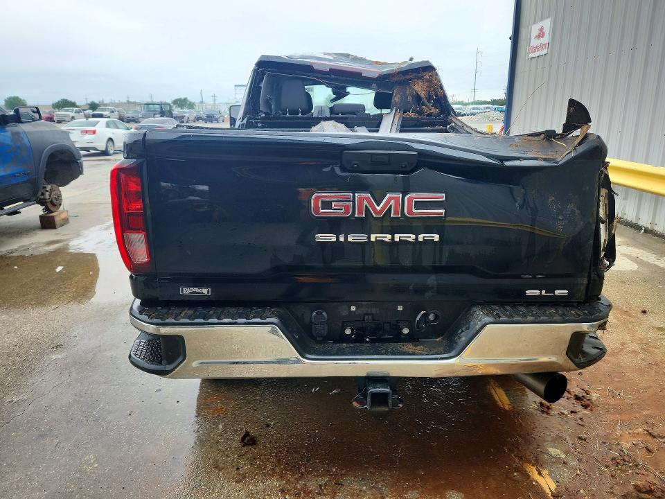 52731096 :رقم المزاد ، 1GT4UMEY6SF102866 vin ، 2025 Gmc Sierra مزاد بيع